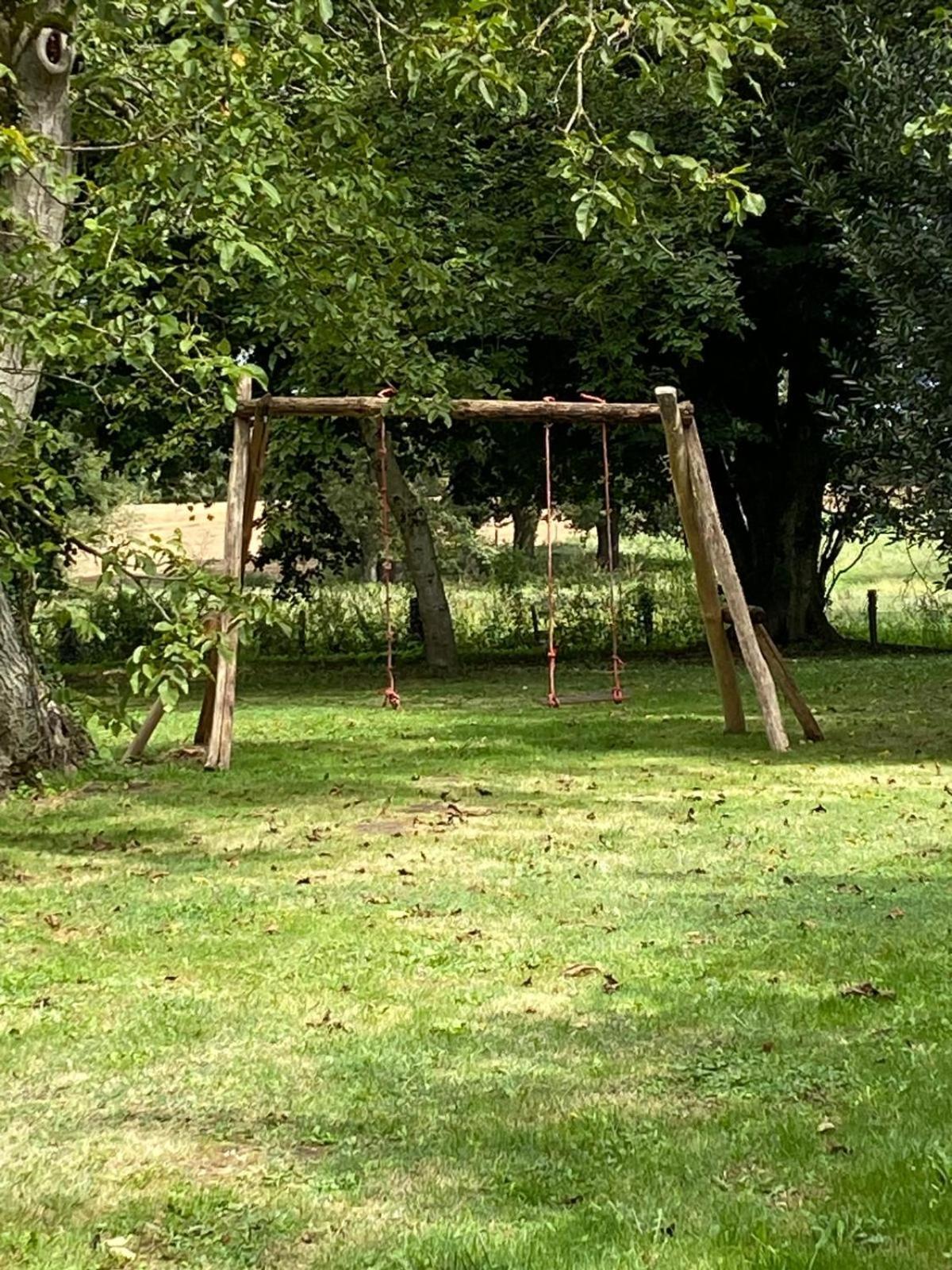 Vila Les Anges Bleus Chavannes-Sur-Reyssouze Exteriér fotografie